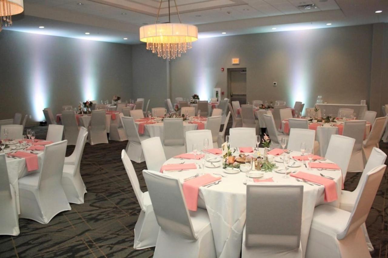 Holiday Inn - Bloomington - Normal By Ihg Bagian luar foto